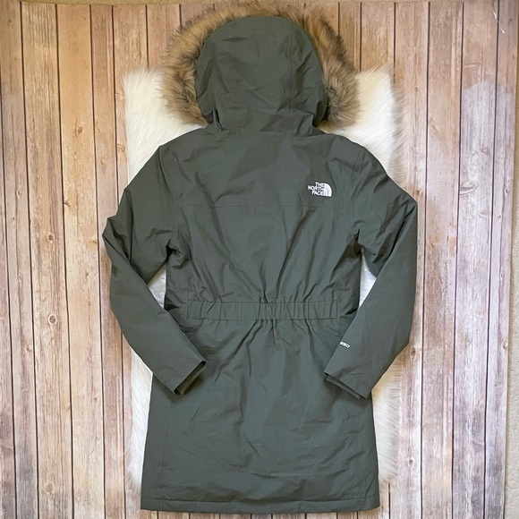 The North Face Women’s Arctic Parka Coat In Thyme - Picture 6 of 8